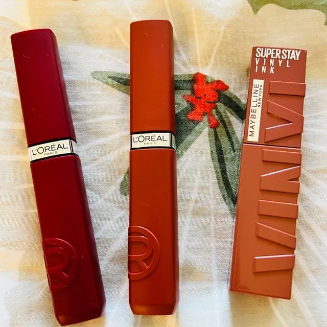 Har någon av er hunnit testa dessa Lipstick från L’oreal?