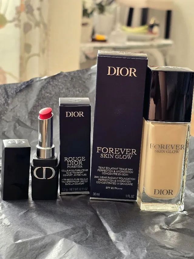 Forever Skin Glow Base Foundation + Rouge Dior Forever