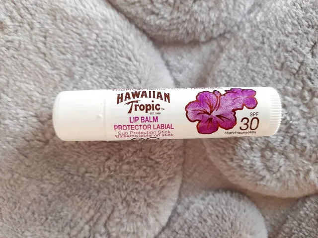 Smidigt lip balm från Hawaiian Tropic med SPF30.  